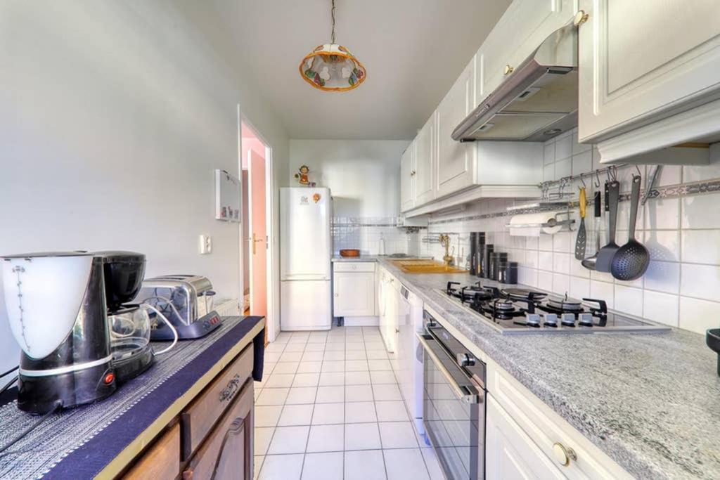 Amilly Park 6 Personnes 2 Chambres Pk Prive En Sous Sol Serris Exterior foto